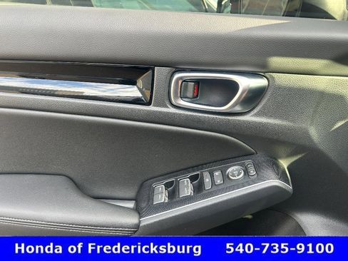 Certified 2025 Honda Civic Sport Touring image 26