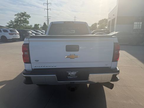 Used 2015 Chevrolet Silverado 2500 LT w/ LT Convenience Package AWD/4WD image 5
