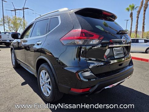 Used 2020 Nissan Rogue SV FWD image 4