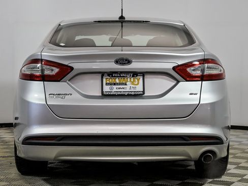 Used 2014 Ford Fusion SE image 6