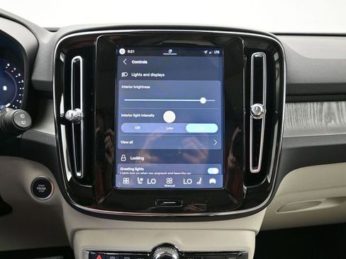 New 2026 Volvo XC40 B5 Plus w/ Protection Package Premier image 16