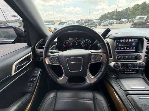 Used 2017 GMC Yukon XL Denali w/ Open Road Package RWD image 11