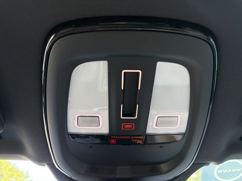 Certified 2026 Volvo XC90 B6 Plus AWD/4WD image 29
