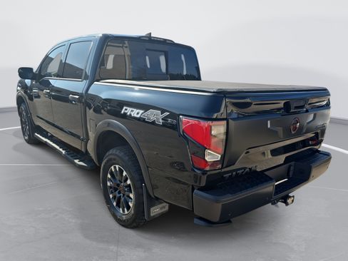 Used 2023 Nissan Titan PRO-4X w/ Pro-4x Convenience Package image 7