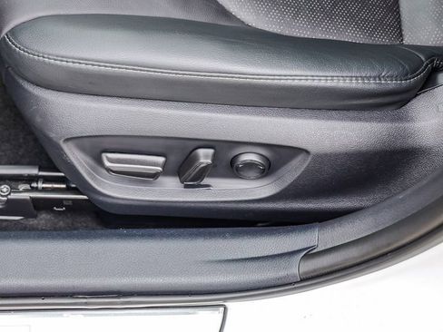 Used 2023 Toyota Camry XSE image 23