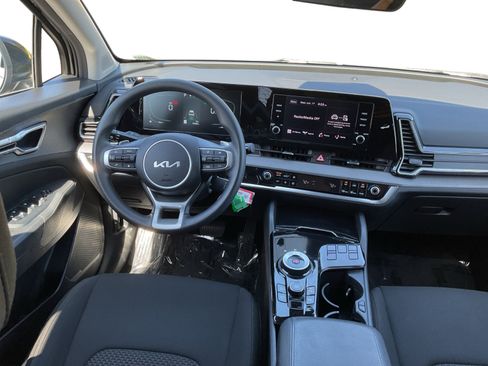 Used 2023 Kia Sportage LX FWD image 14