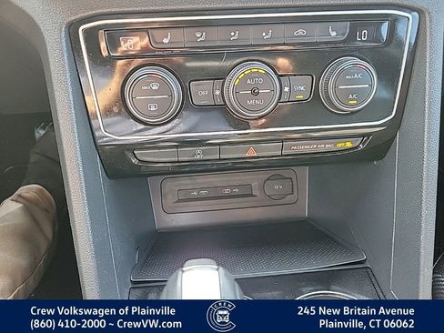 Certified 2023 Volkswagen Atlas Cross Sport SE w/ Panoramic Sunroof Package AWD/4WD image 8
