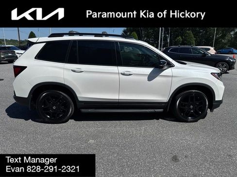 Used 2024 Honda Passport Black Edition image 8