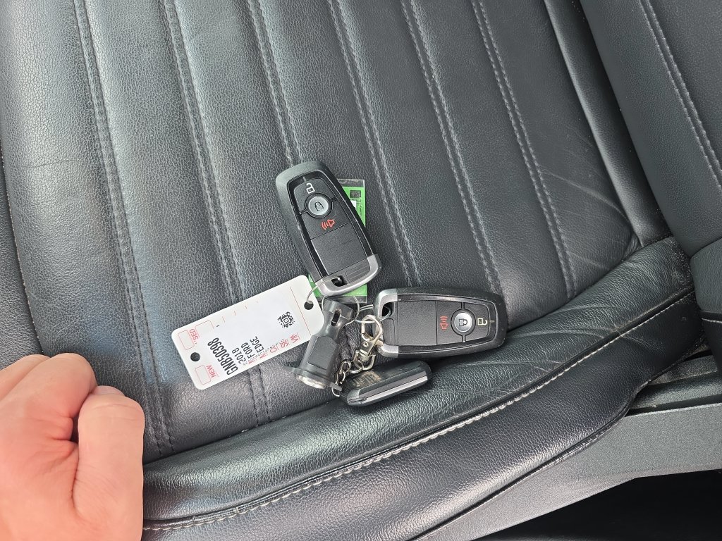 Used 2018 Ford Edge SEL w/ Equipment Group 201A AWD/4WD image 29
