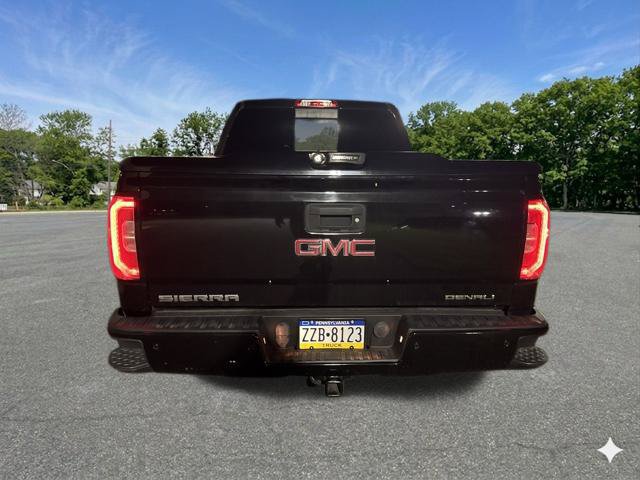 Used 2017 GMC Sierra 1500 Denali w/ Denali Ultimate Package AWD/4WD image 7