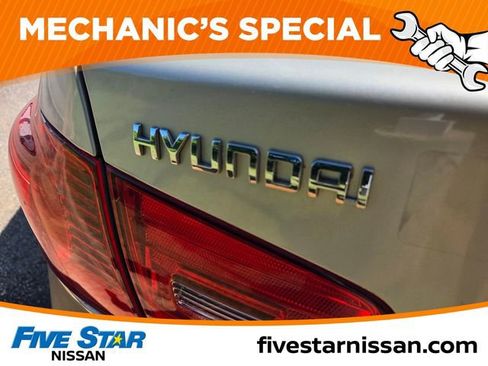 Used 2009 Hyundai Elantra GLS FWD image 10