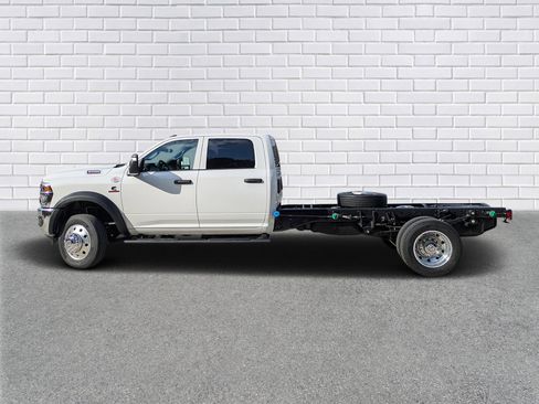 New 2026 RAM 5500 Tradesman w/ Chrome Appearance Group AWD/4WD image 2