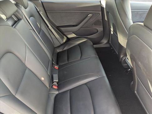 Used 2019 Tesla Model 3 Long Range image 19
