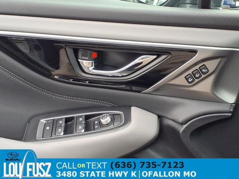 Used 2022 Subaru Outback Limited image 22