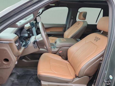 Used 2022 Ford Expedition King Ranch image 9