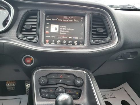 Used 2016 Dodge Challenger SRT w/ Technology Group RWD image 21