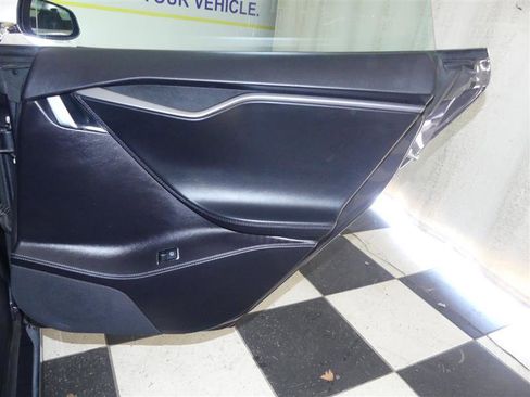 Used 2018 Tesla Model S 100D image 26