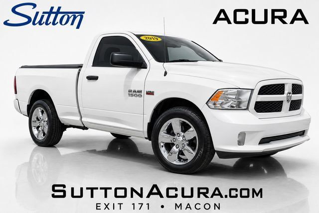 Used 2019 RAM 1500 Express RWD image 1