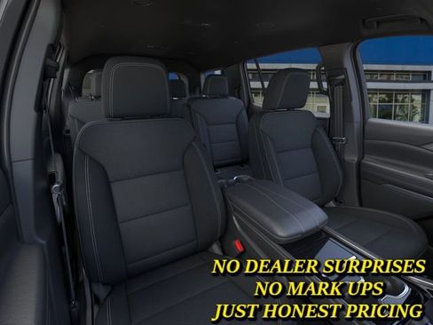 New 2026 Chevrolet Traverse LT w/ LPO, Floor Liner Package FWD image 16