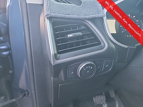 Used 2018 Ford Edge SEL w/ Equipment Group 201A image 21