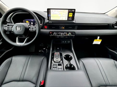 New 2026 Honda Pilot Touring image 10