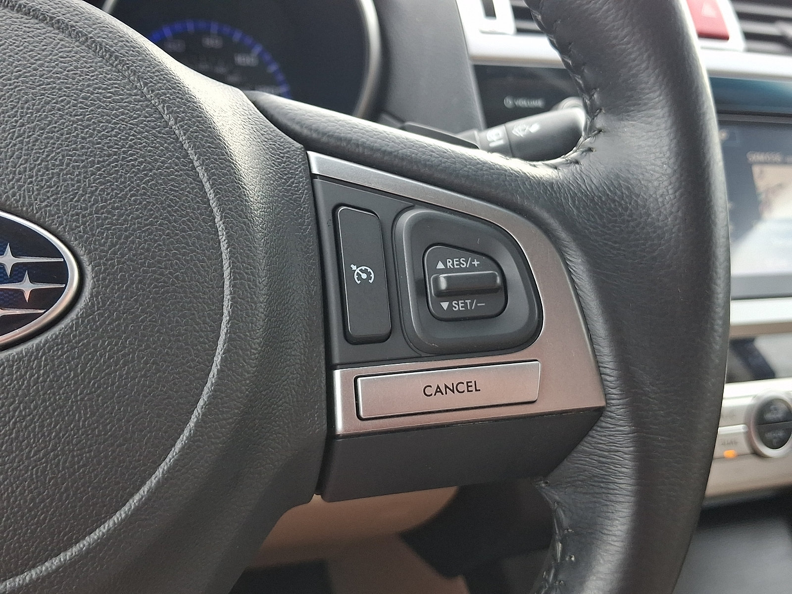 Used 2017 Subaru Outback 2.5i Limited AWD/4WD image 23