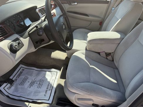 Used 2007 Chevrolet Impala LS FWD image 14