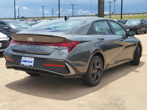 New 2026 Hyundai Elantra Sport FWD image 5
