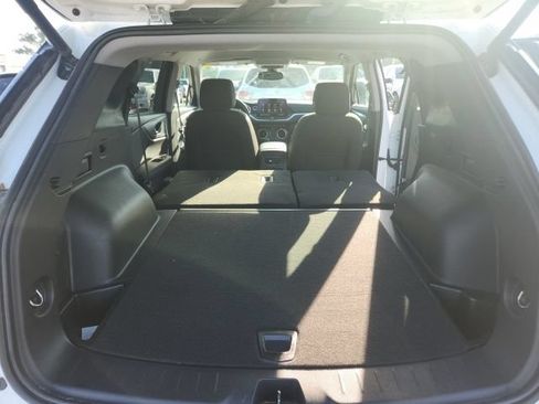 Used 2024 Chevrolet Blazer LT w/ Convenience Package FWD image 15