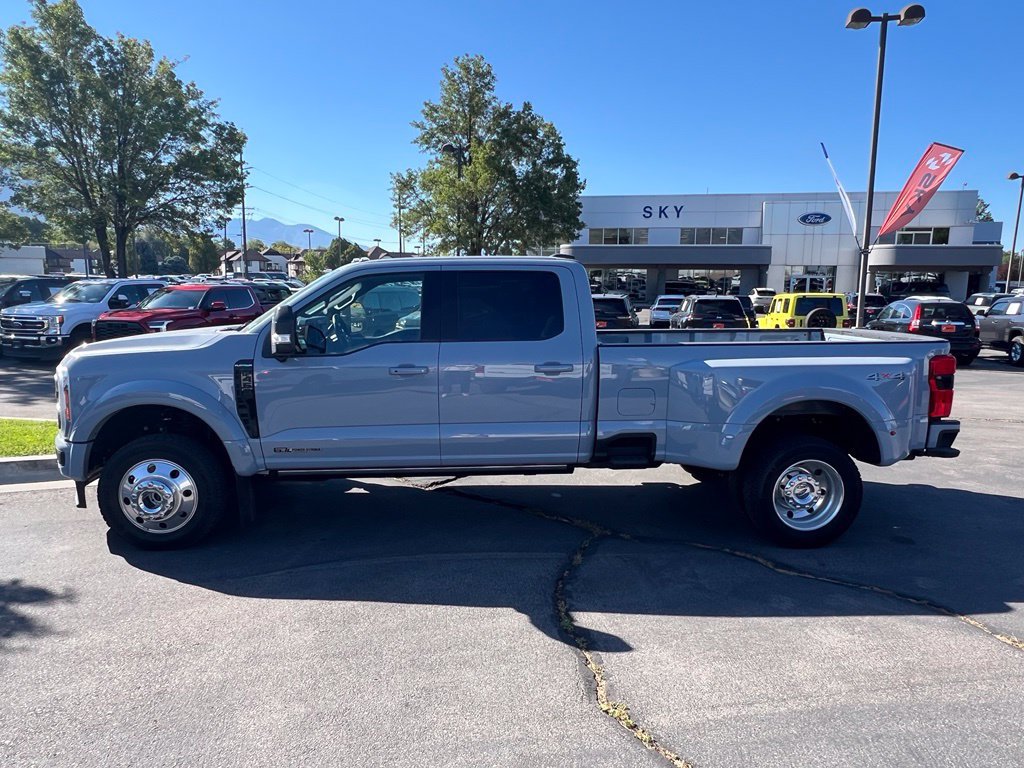 Used 2026 Ford F450 Platinum AWD/4WD image 13