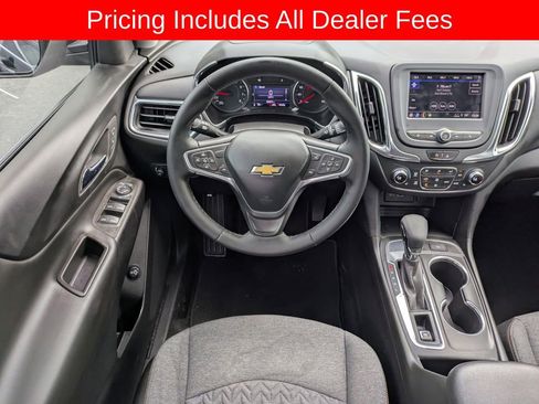 Used 2023 Chevrolet Equinox LT FWD image 16