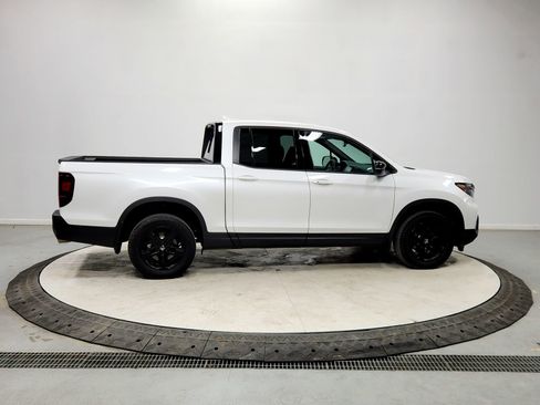 Used 2023 Honda Ridgeline Black Edition image 8