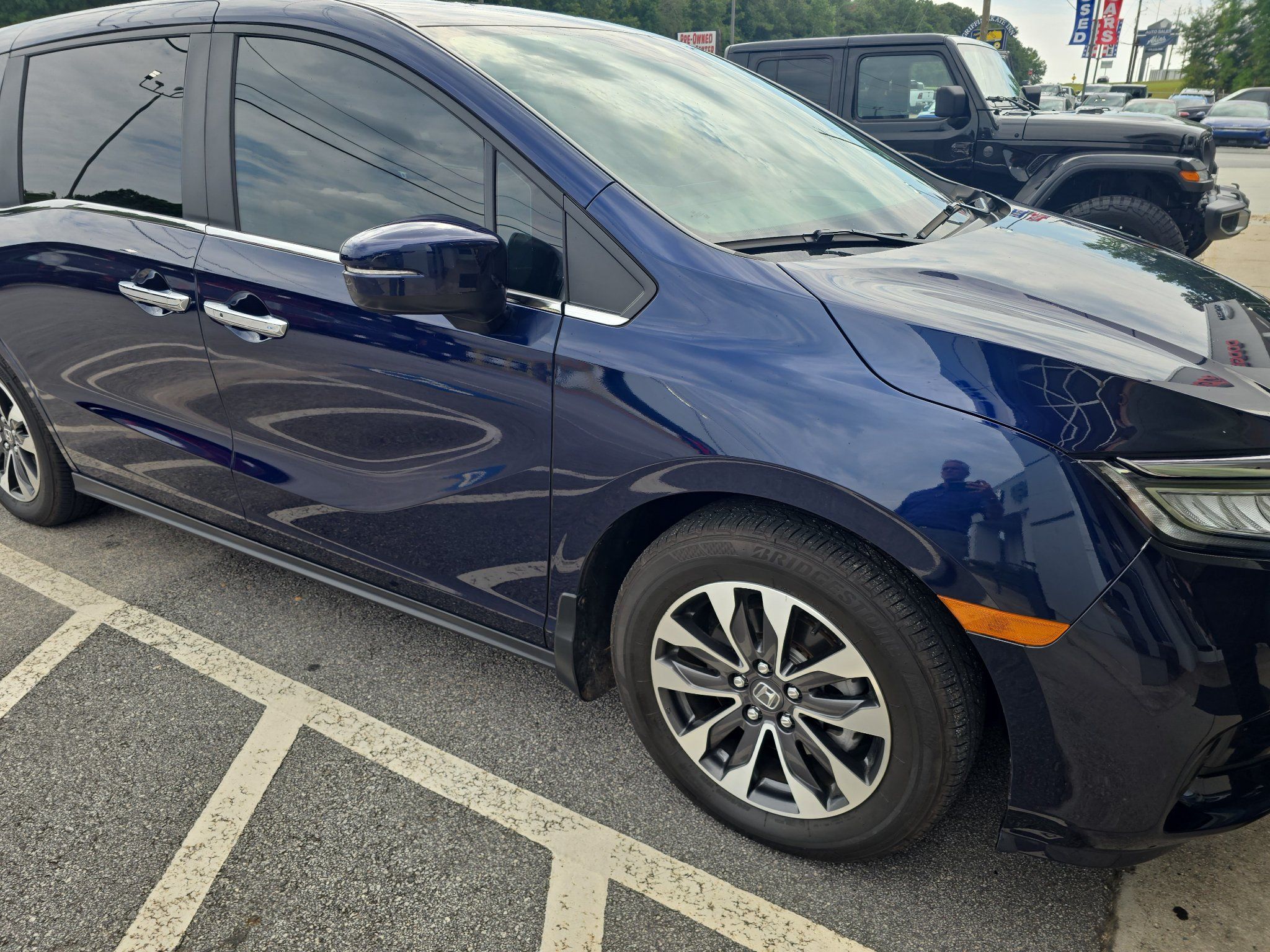 Used 2024 Honda Odyssey EX-L image 1