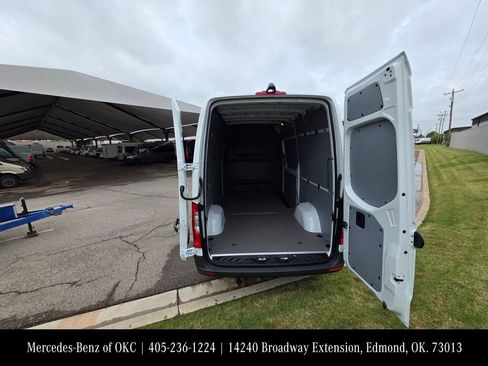 New 2026 Mercedes-Benz Sprinter 2500 image 6