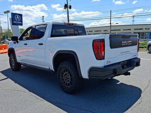 New 2025 GMC Sierra 1500 AT4X w/ AT4X AEV Edition image 3