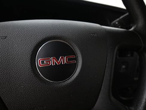 Used 2025 GMC Savana 2500 w/ Driver Convenience Package RWD image 20