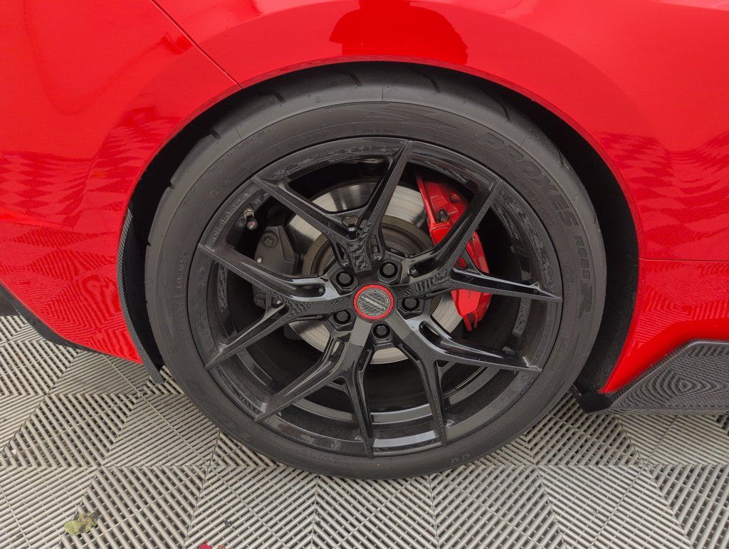 Used 2020 Chevrolet Corvette Stingray Premium Cpe w/ 3LT Preferred Equipment Group RWD image 18