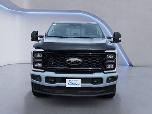 Used 2026 Ford F250 Lariat w/ Black Appearance Package AWD/4WD image 8