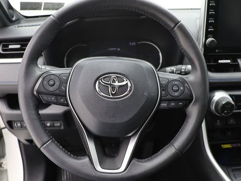 Used 2022 Toyota RAV4 XSE image 17