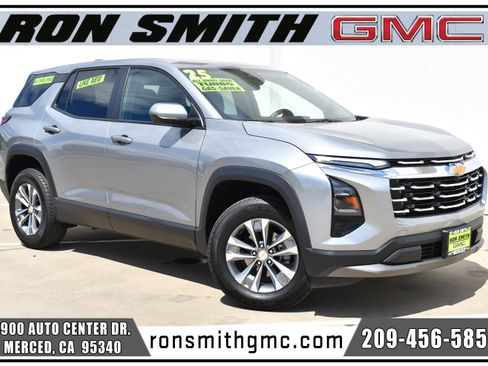 Used 2025 Chevrolet Equinox LT AWD/4WD image 1