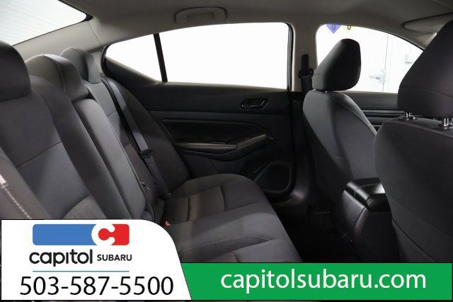 Used 2025 Nissan Altima 2.5 SV FWD image 28