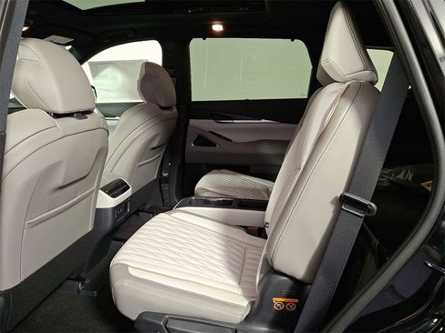 New 2026 INFINITI QX60 Autograph w/ Dark Cargo Package image 11