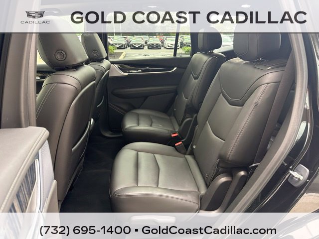 Used 2024 Cadillac XT6 Premium Luxury AWD/4WD image 17