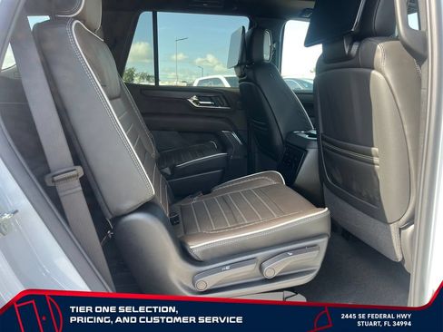 New 2026 GMC Yukon Denali Ultimate AWD/4WD image 18