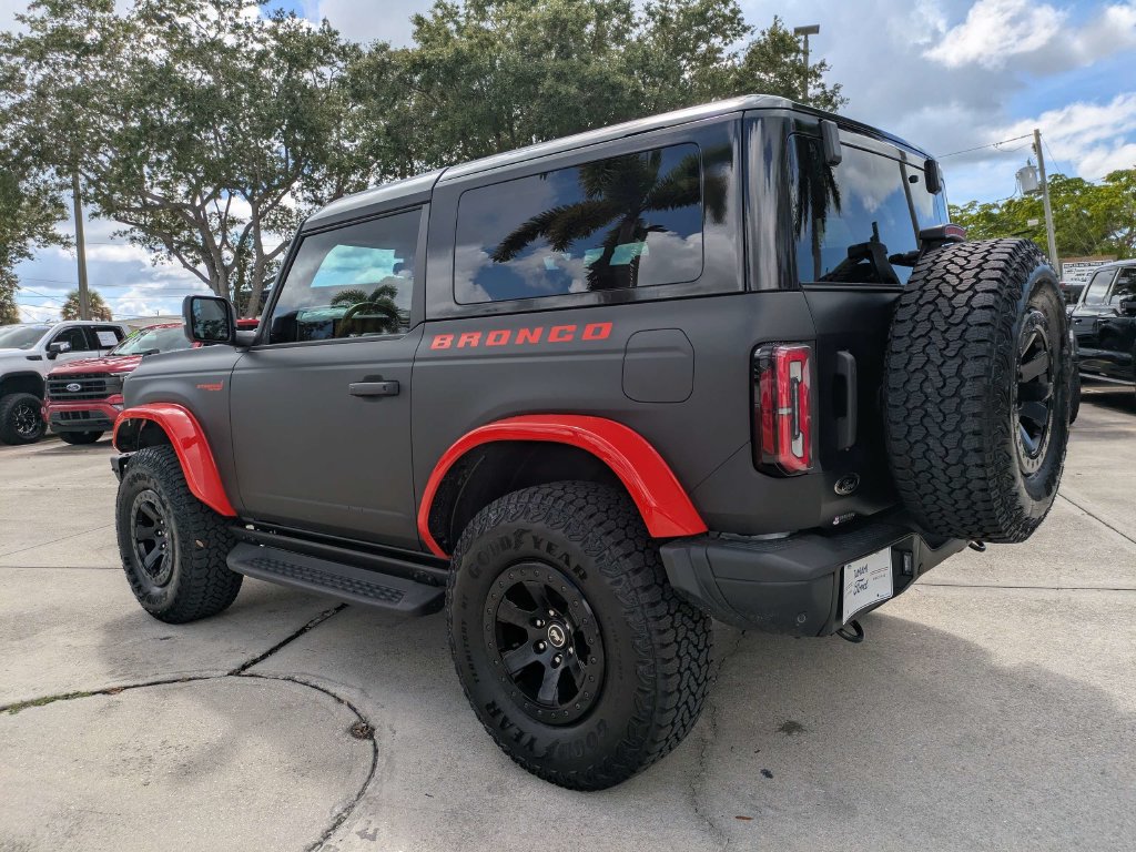 Used 2025 Ford Bronco Stroppe Edition AWD/4WD image 11