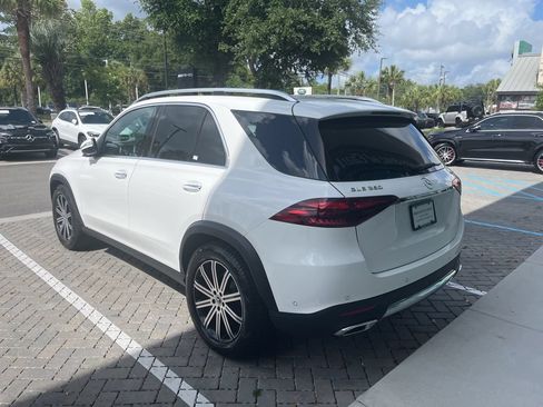 Certified 2024 Mercedes-Benz GLE 350 4MATIC image 8
