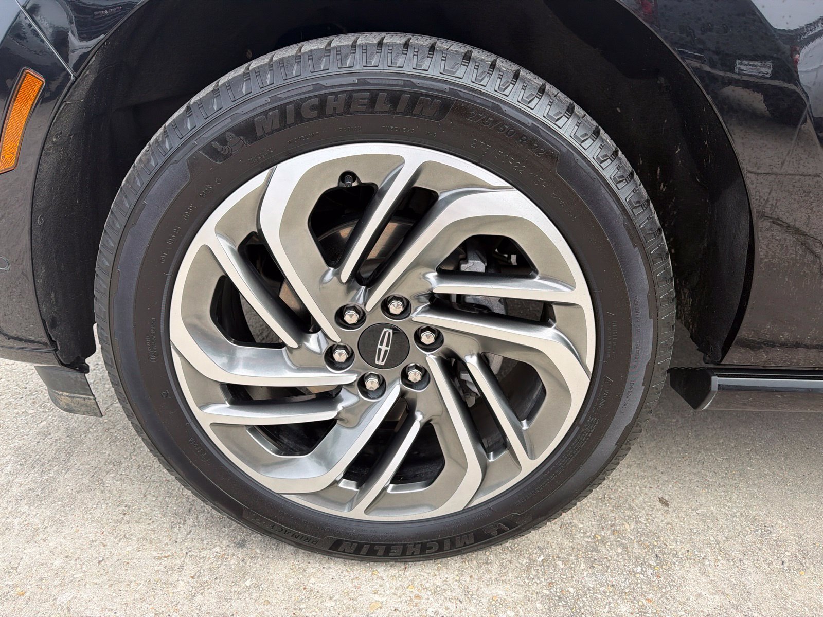Used 2025 Lincoln Navigator Reserve AWD/4WD image 7