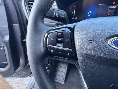 Used 2023 Ford Escape Active w/ Cold Weather Package FWD image 17