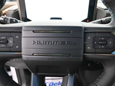 New 2025 GMC Hummer EV 3X image 12