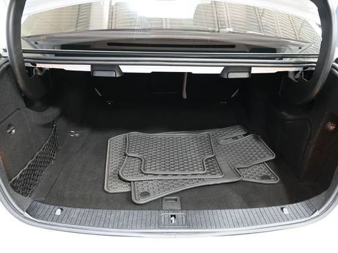 Used 2016 Mercedes-Benz E 350 E350 4MATIC w/ Premium Package image 15